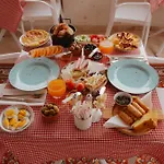 Отель Yellow Stone House *