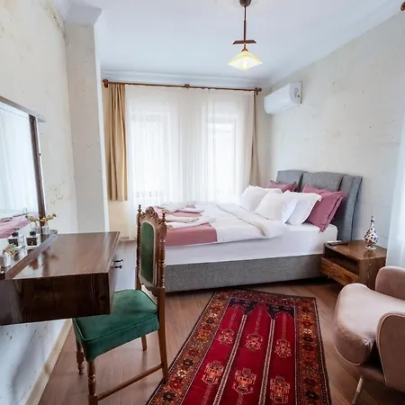 Yellow Stone House Гореме
