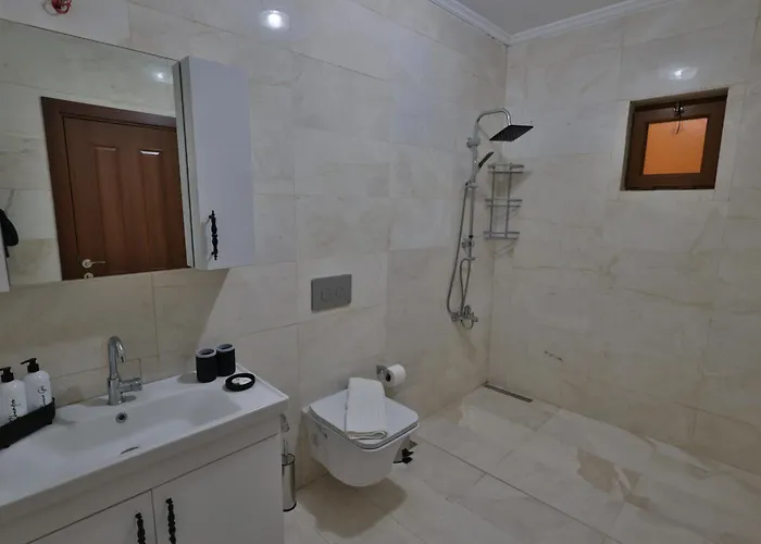 Otel Yellow Stone House *