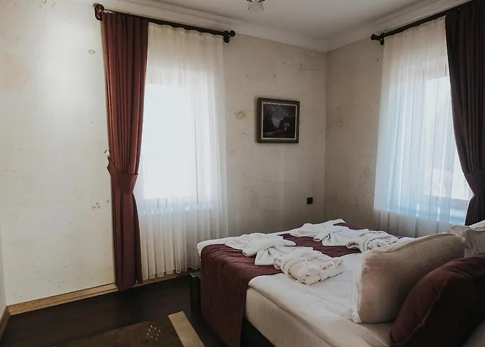 Yellow Stone House *